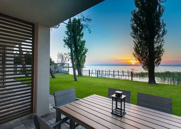Beach 101 Villa